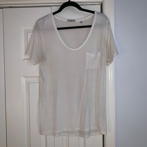 basic white tee